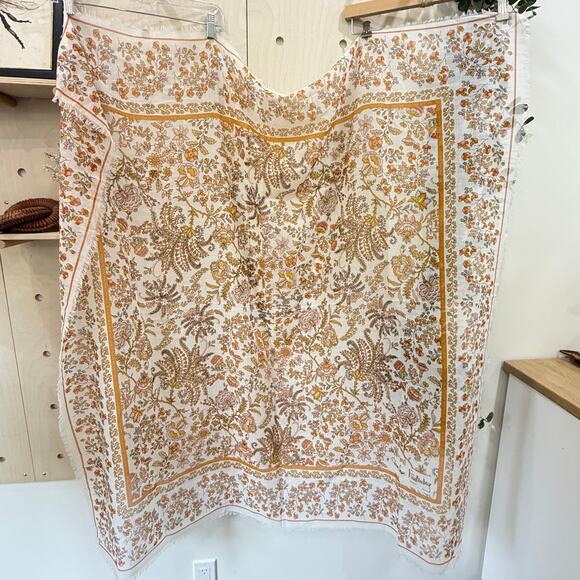 DIANE VON FURSTENBERG Large Square Scarf Vintage 48" Soft Earthy Floral Print - Picture 4 of 7